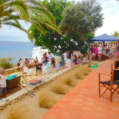 Lola Punta Prima (Menorca)