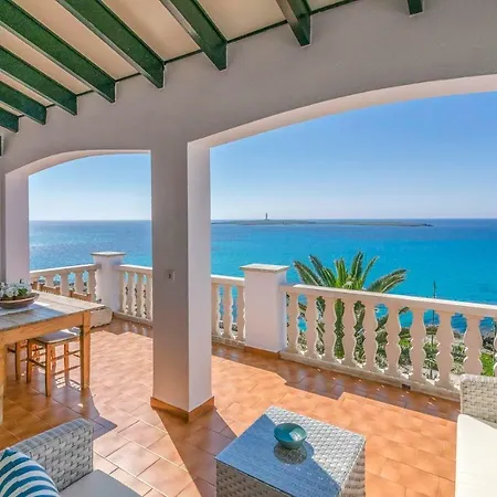 Villa Lola
