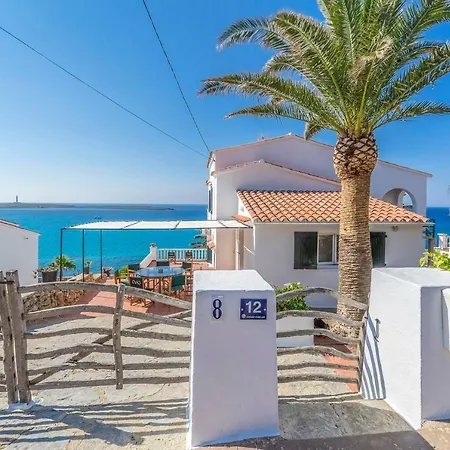 Lola * Punta Prima (Menorca)