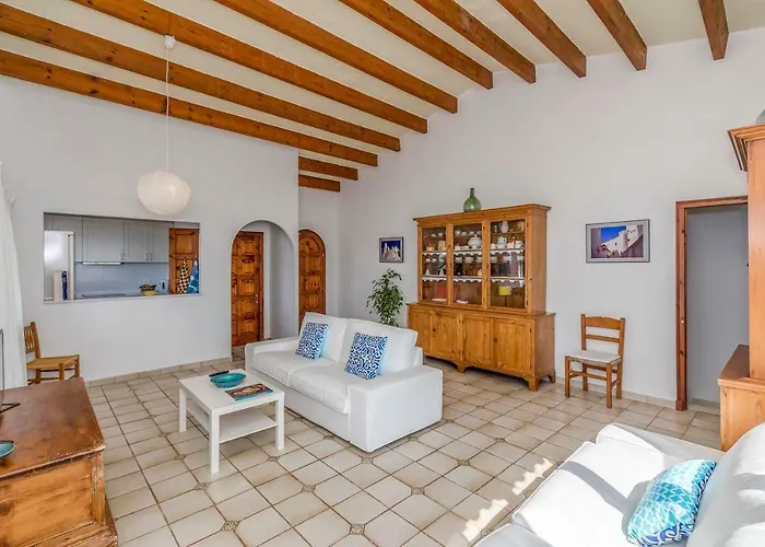 Lola * Punta Prima (Menorca)