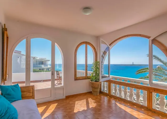 Lola * Punta Prima (Menorca)